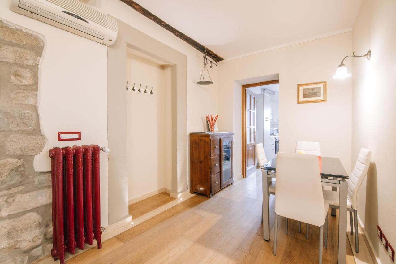 Holiday Home Il Borgo Degli Agrumi Uzzano Luaran gambar