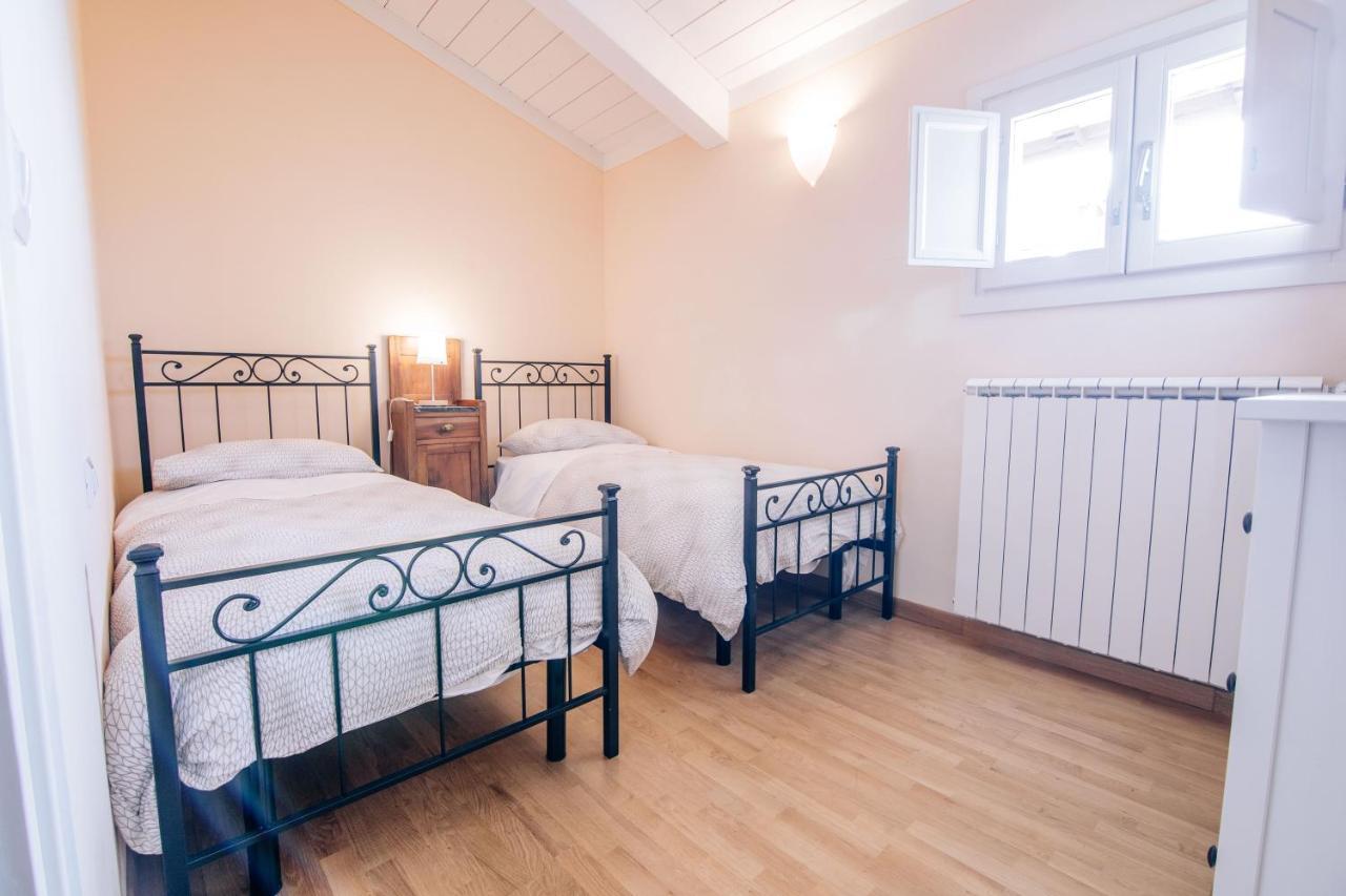 Holiday Home Il Borgo Degli Agrumi Uzzano Luaran gambar